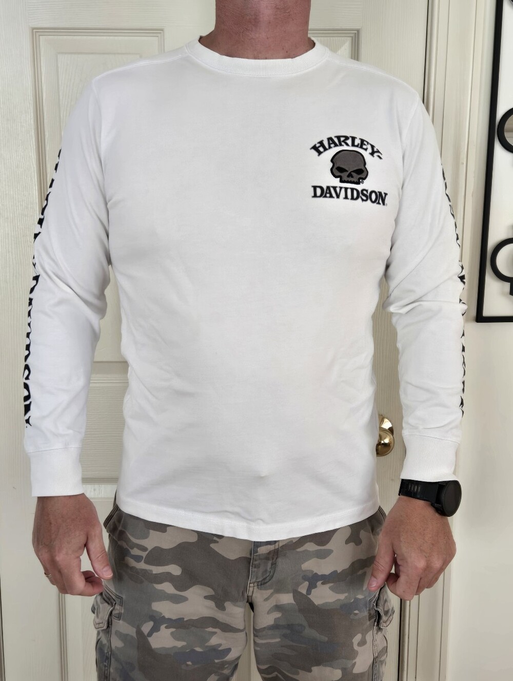 Harley-Davidson White Long-Sleeve Skull Logo Tee with Sleeve Graphics